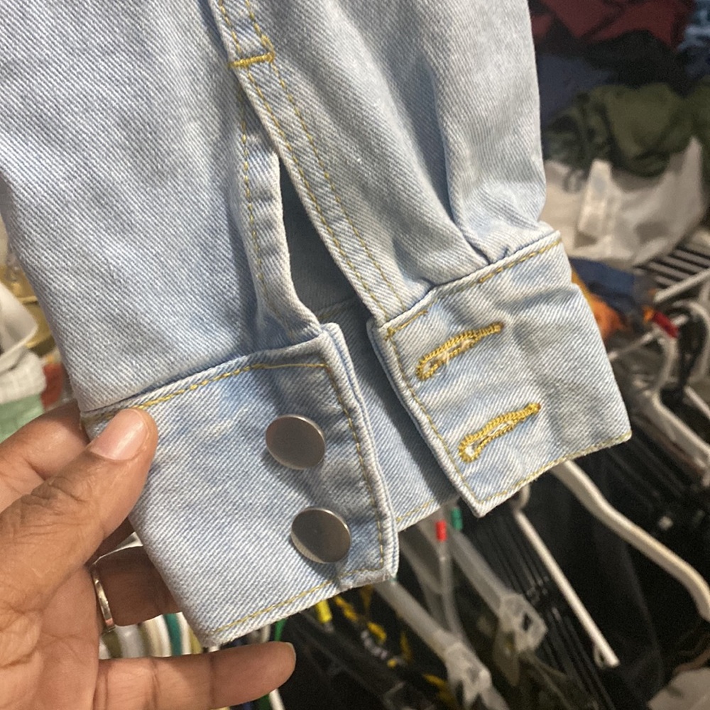 💙JEAN JACKET 💙 - Picture 7 of 11